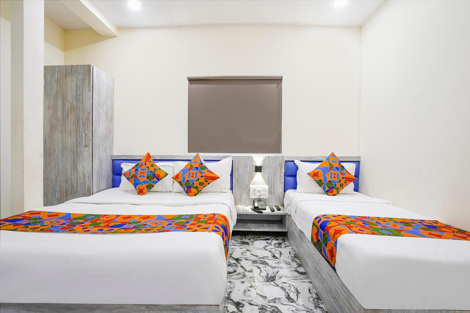 Fabexpress Good Luck Residency - Nr Nesco Exhibition Center Otel Mumbai Dış mekan fotoğraf